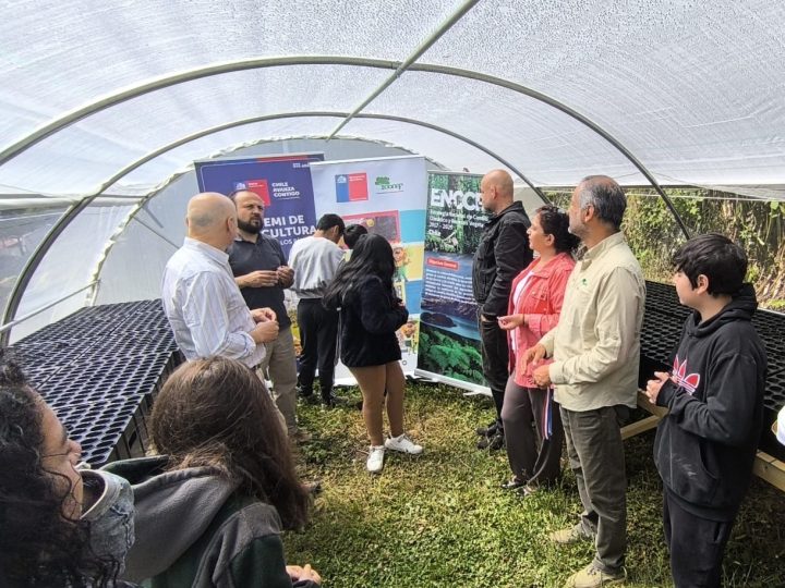 Comunidad de Escuela Rural La Aguada cuenta con un nuevo invernadero