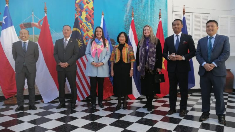 Los Ríos refuerza relación bilateral con naciones del Sudeste Asiático