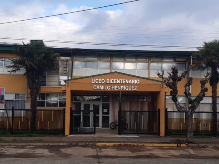Liceo Bicentenario Camilo Henríquez programa celebración de su 42° aniversario