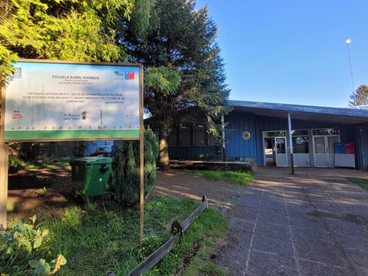 Escuelas rurales de Río Bueno se adjudicaron          $ 194 millones para arreglos de infraestructura