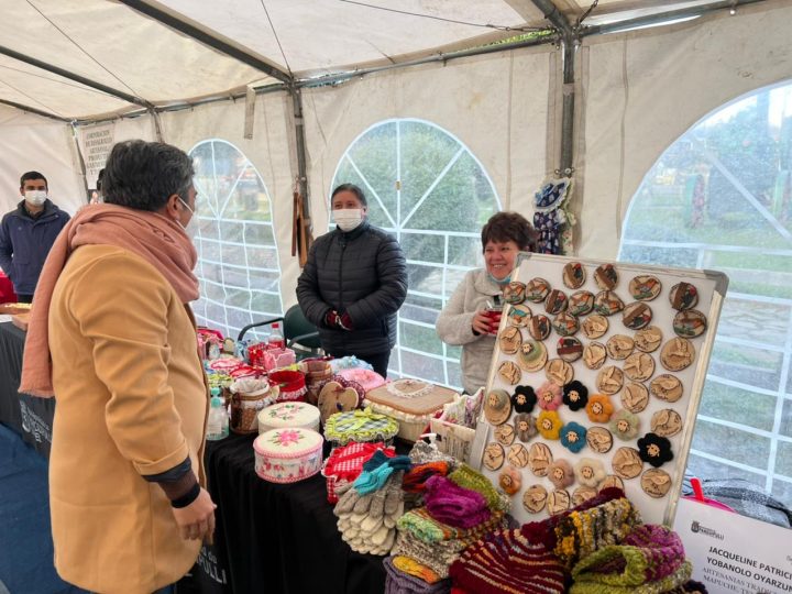 Feria Navideña comienza hoy miércoles en Coñaripe