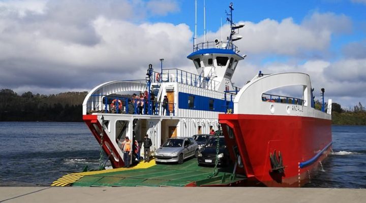 Inician trabajos para mejorar servicios de transporte en barcazas Niebla- Corral