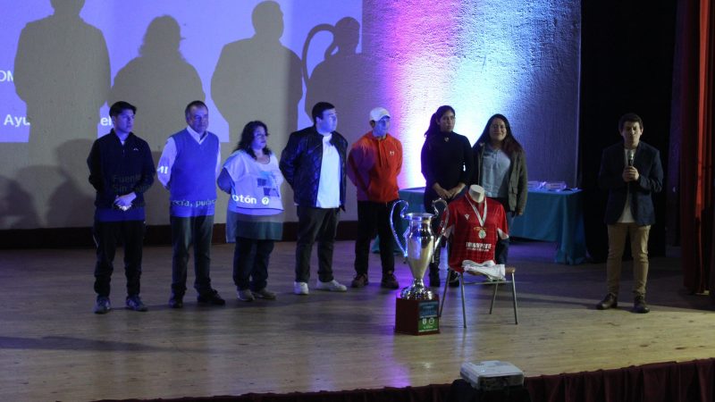 Realizan lanzamiento de campeonato de fútbol rural en Río Bueno